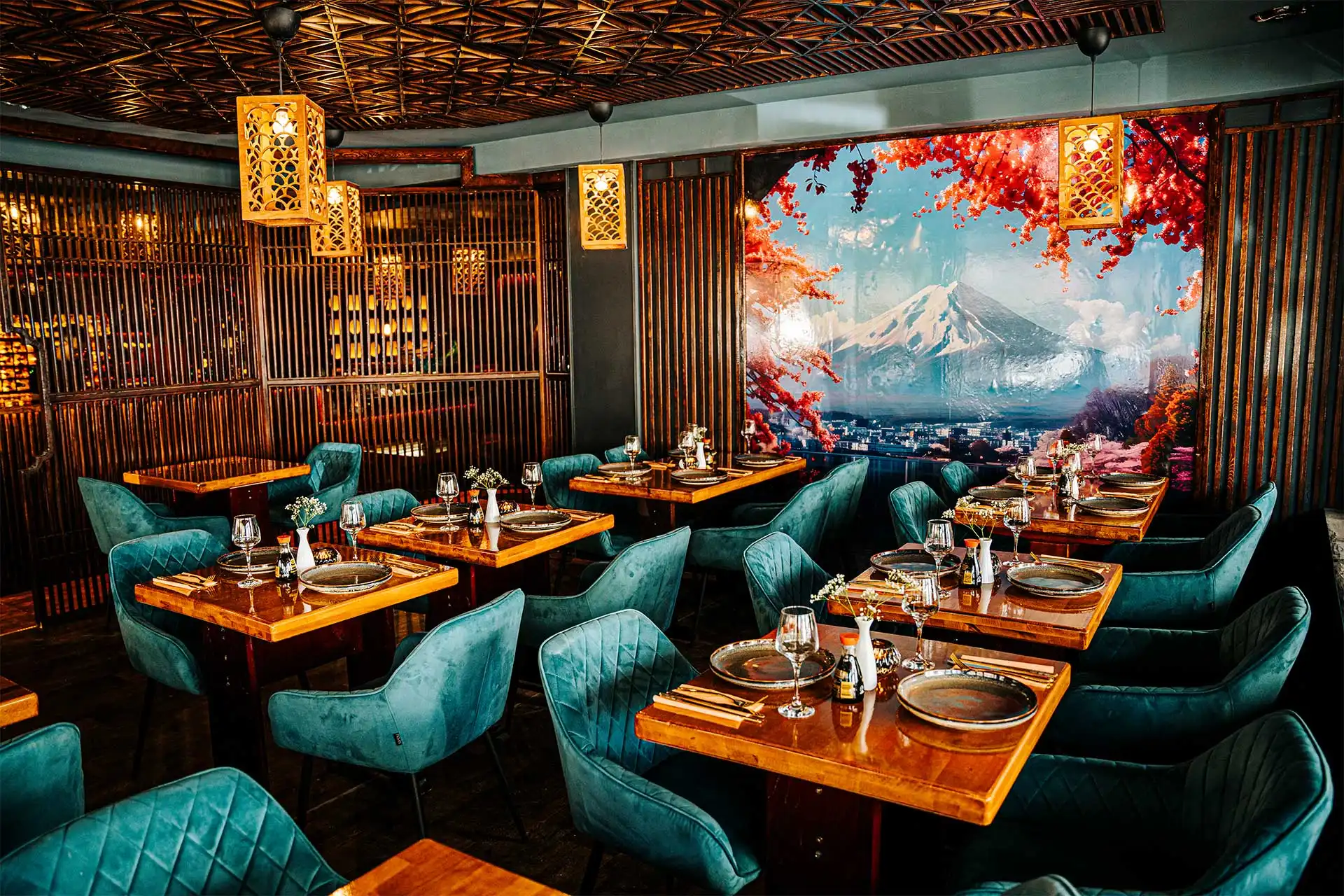 Toro-Tori-Singen-Homepage-Hero-Start-BG